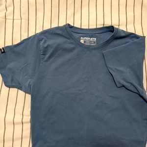 Alphalete Essential Short Sleeve Crop Top